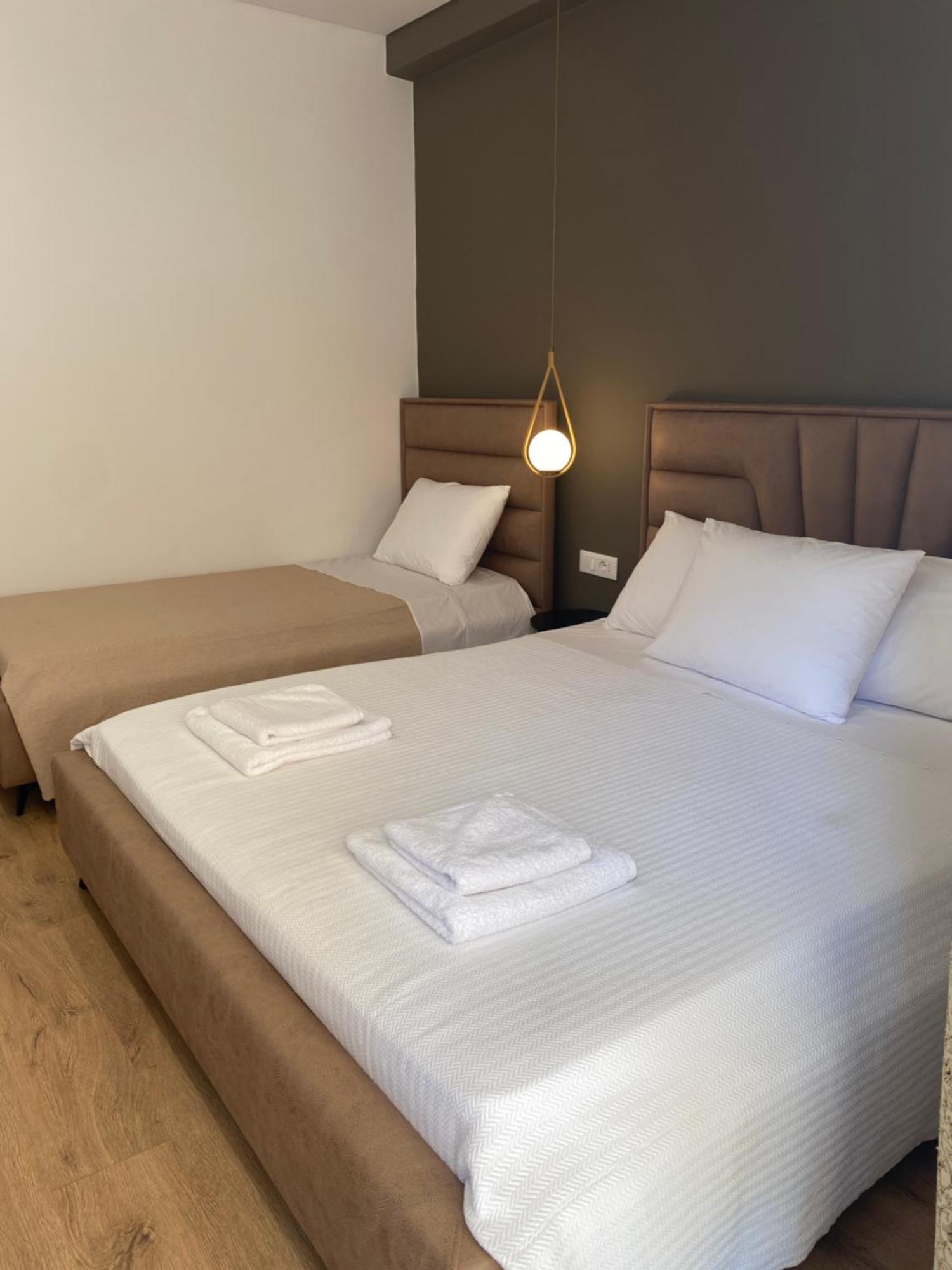 Augusto Rooms Saranda Extérieur photo