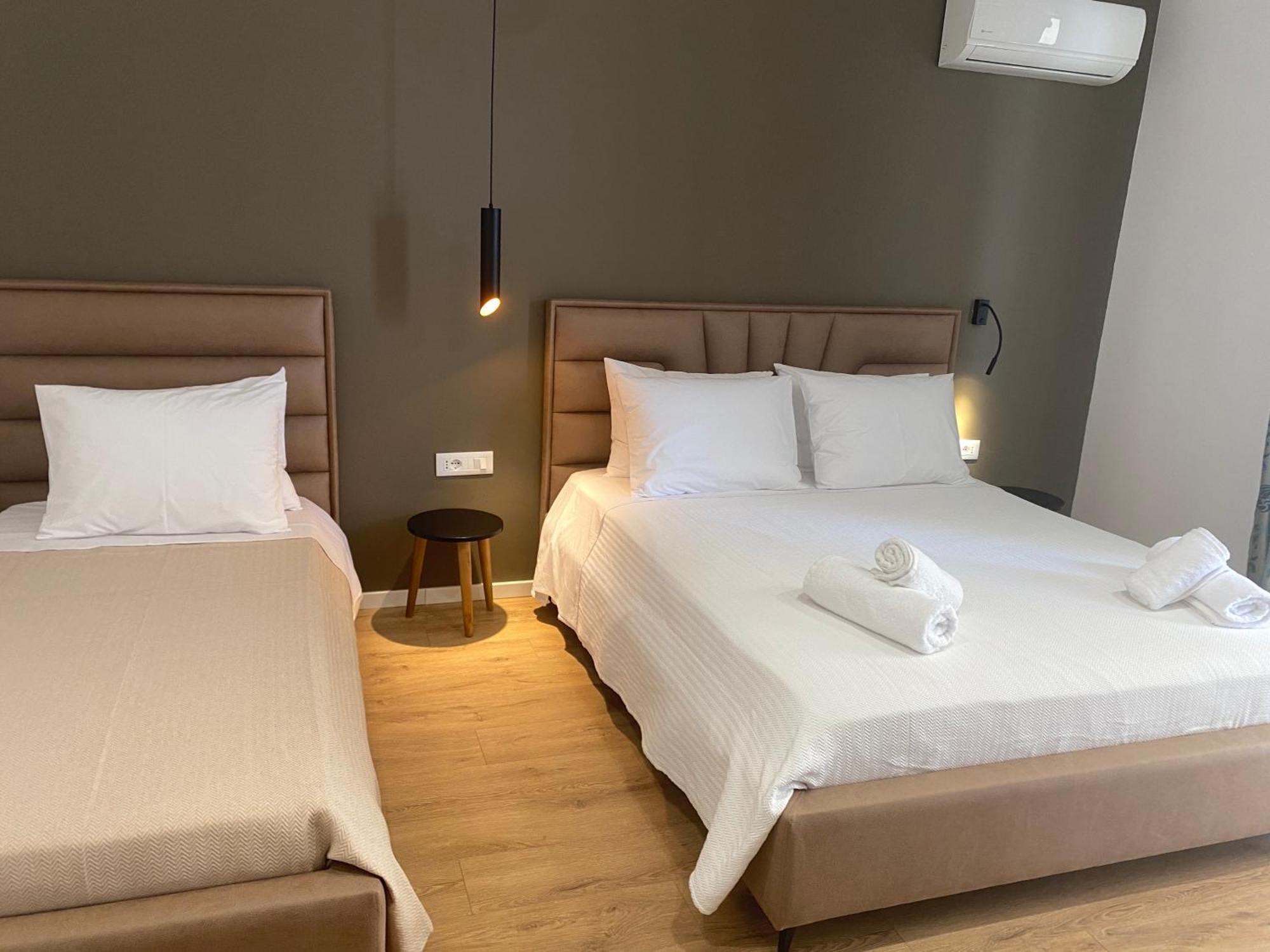 Augusto Rooms Saranda Extérieur photo